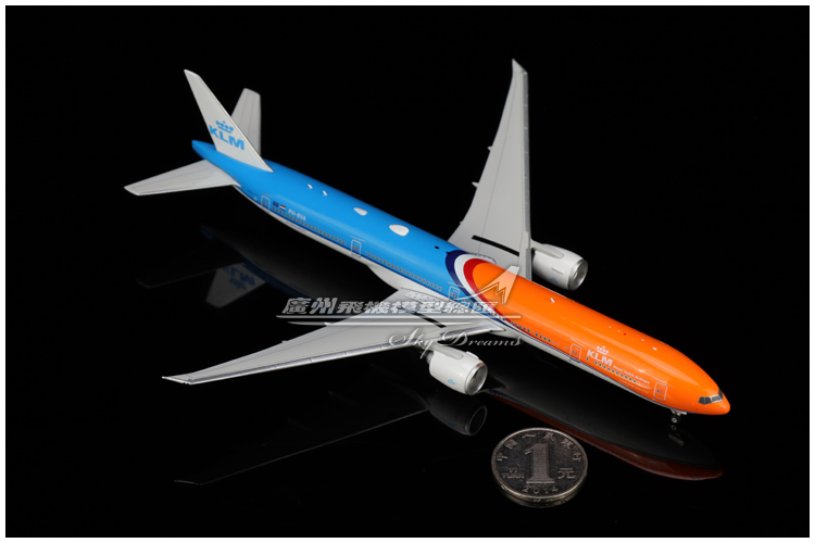 Phoenix 11860 KLM荷兰皇家航空 B777-300ER橙骄 PH-BVA 1:400-图1