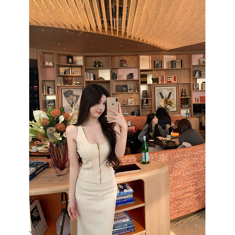 1/15 20:00 THE SWAN司凰 软香温柔 進口高级工艺 针织上衣/半裙,淘宝优惠券,粉丝福利购,淘宝优惠卷