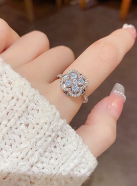 可旋转四叶草高级感戒指