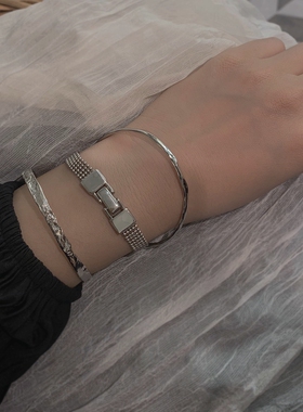 TYUSHA925纯银锤面手镯