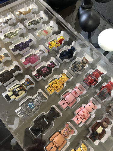 bearbrick100% display box水晶透明展示板27格装 - 图0