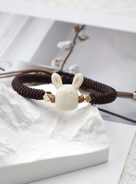手工编织小兔子情侣手链
