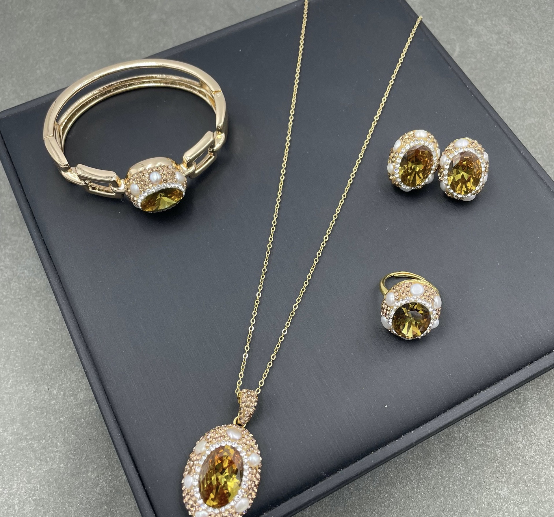 苏丹石变色石淡水珍珠四件套 保色电镀小众珠宝中古饰品套装,淘宝优惠券,粉丝福利购,淘宝优惠卷