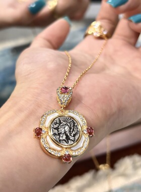 轻奢复古宫廷风罗马白贝母人像古币项链高级感镶锆石小众设计颈链