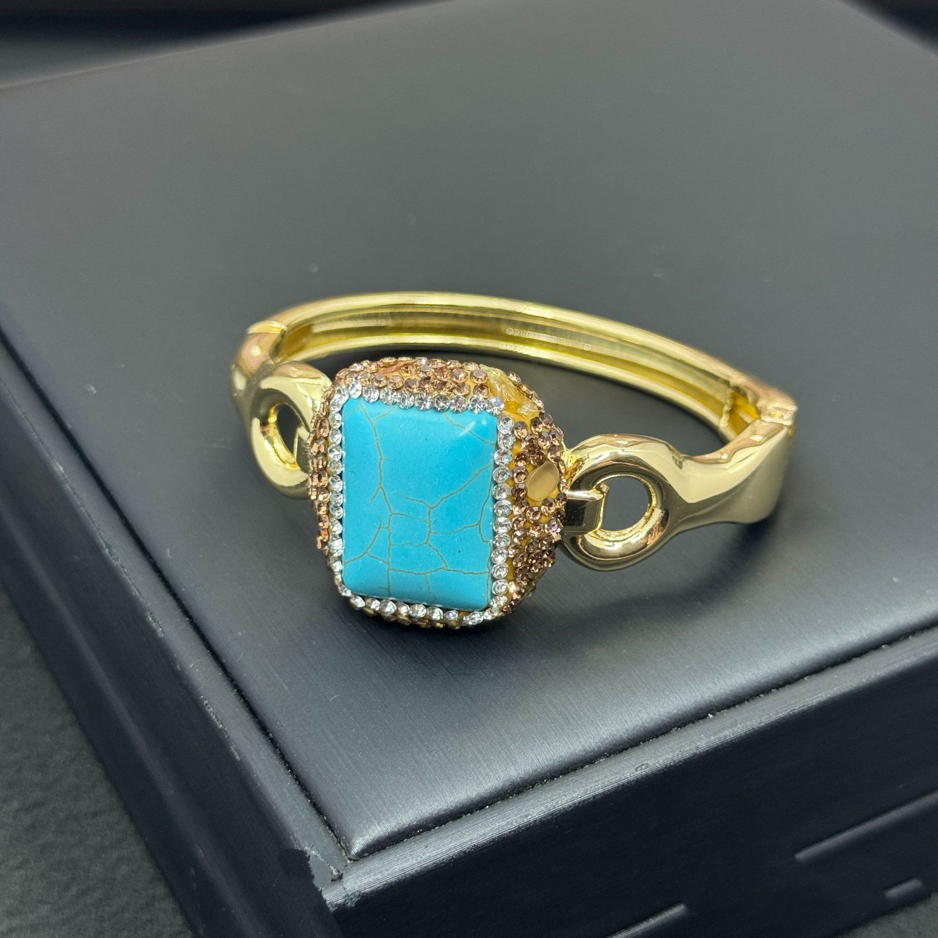 新款复古宫廷风松石项链女小众设计感高级轻奢毛衣链手镯耳饰戒指,淘宝优惠券,粉丝福利购,淘宝优惠卷