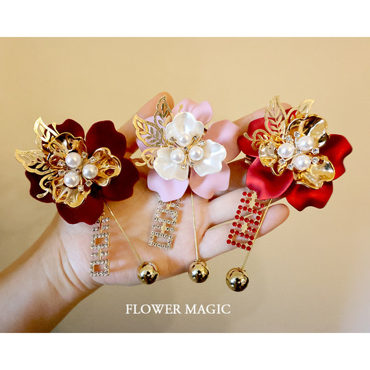 R3中式唯美喜庆红色新郎新娘结婚礼伴郎伴娘婚庆用品胸花襟花全套