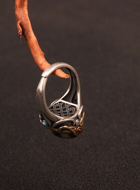 新款虎牙天珠藏传戒指镶嵌钻石南红玛瑙绿松石玛瑙老天珠男戒活扣