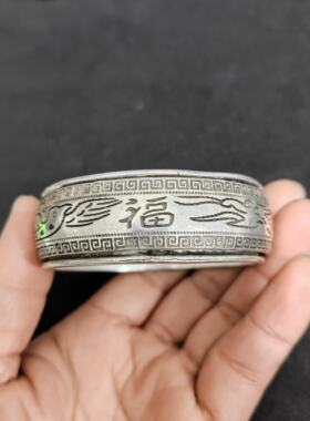 一对苗银流行首饰时尚饰品手镯白铜镀银手镯