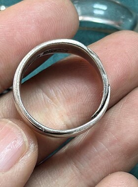 民国时期 光绪 年裂 萃华 铜镀银 新中式复古做旧银色宽版纹路指