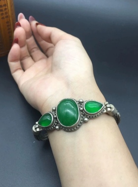 做旧白铜镀银镶嵌仿真宝石手镯