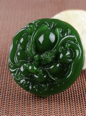 新疆和田玉碧玉龙头皮带扣手把件