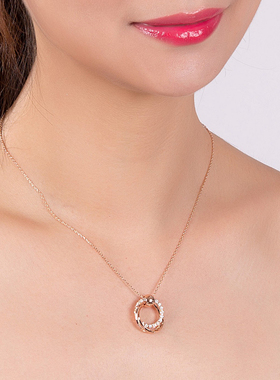 2024年新款项链女夏高级设计感轻奢小众锁骨链玫瑰金吊坠网红简约