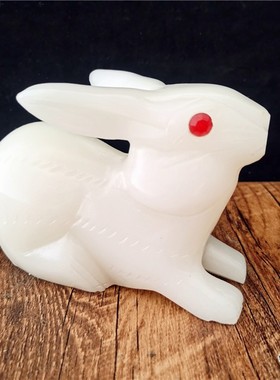 生肖兔吉祥物礼品摆件天然玉石