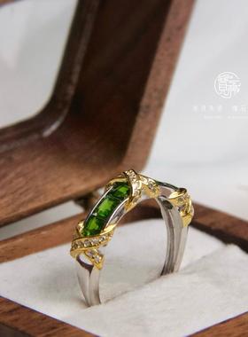 天然透辉石戒指925纯银镶嵌精工排戒颜色漂亮设计独特小巧精致