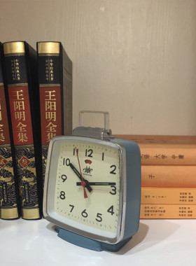 金属机芯发条手动机械双铃学生老人钟滴答老式复古影视怀旧闹钟