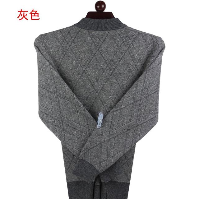 Golden Rabbit Dad pretend to be a sweater men's round collar middle -aged cashmere sweaters middle -aged autumn and winter dress thickened semi -high -necked men's sweater