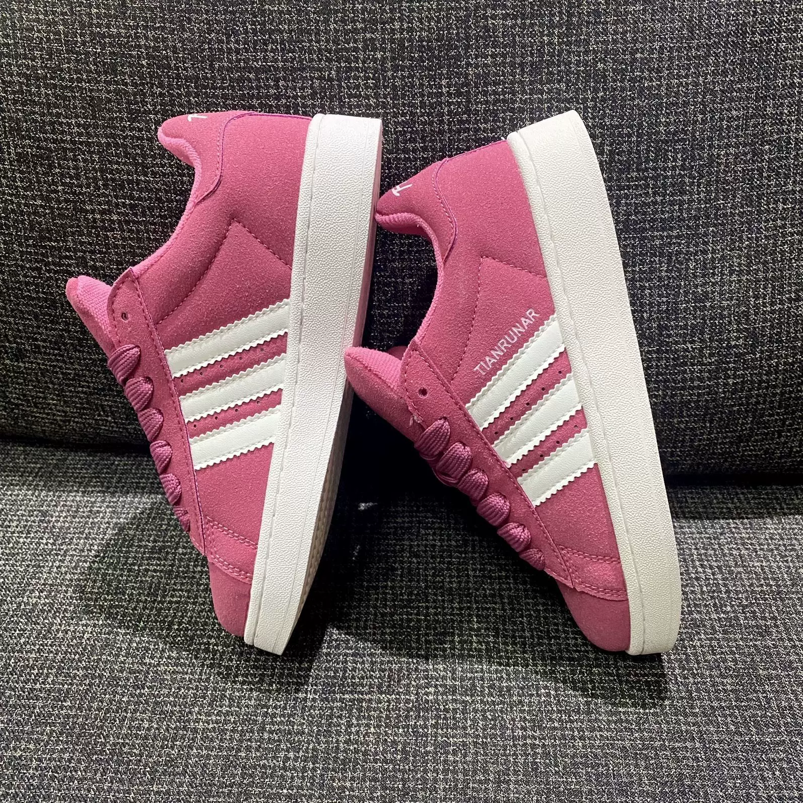 2024 новый огненный дракон фрукт Girl Powder Bread Shoes Student Shoes Leisure Various Shoes Permanent Trending Sports Shoes