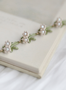 诗歌白色铃兰花可调节温柔风项链