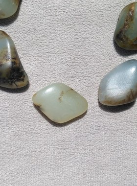 和田玉籽料原石手串大气