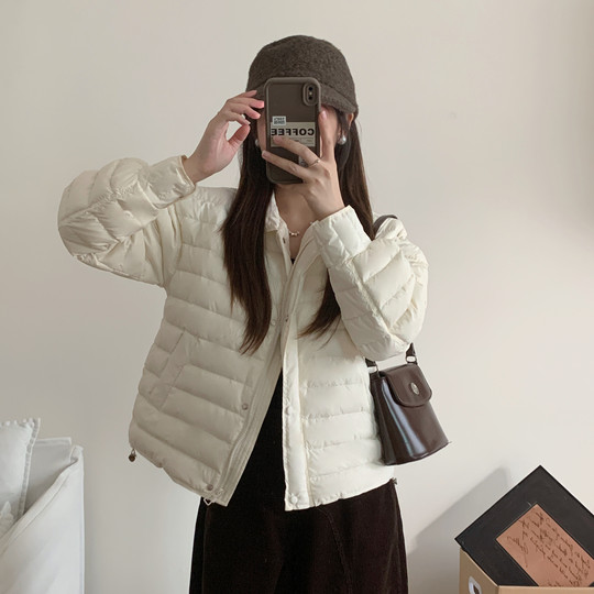 轻薄短款羽绒服女2025年新款韩版时尚休闲排骨风白鸭绒翻领外套