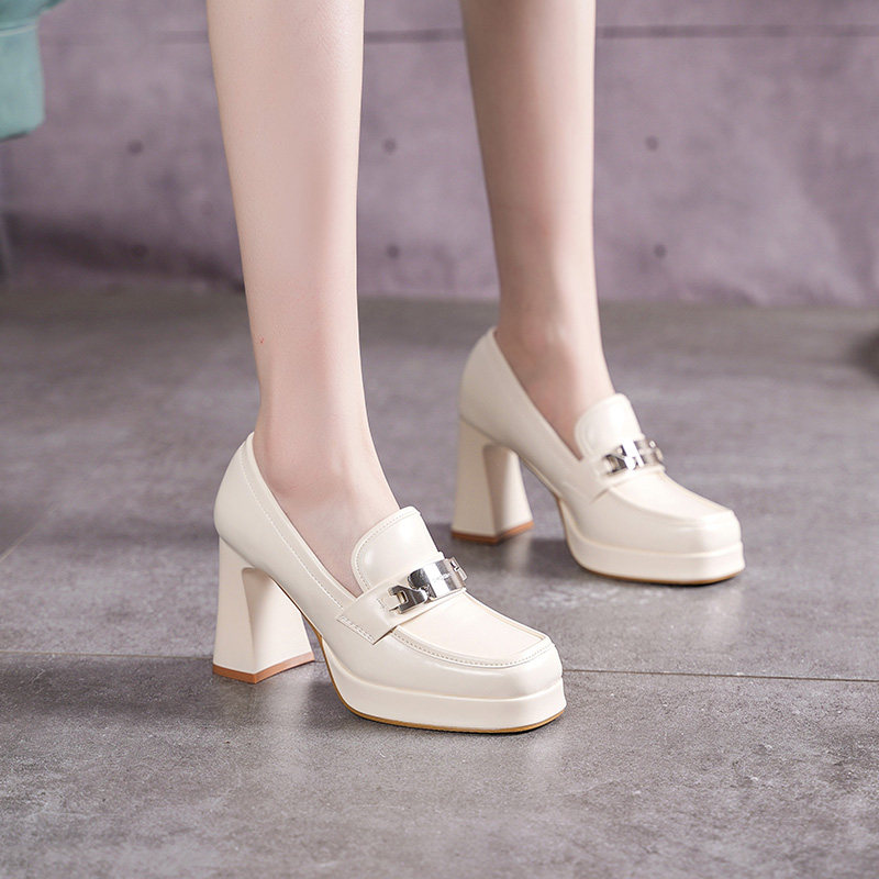 英伦风时尚方头厚底防水台高跟鞋春季百搭皮带扣乐福鞋深口单鞋女,淘宝优惠券,粉丝福利购,淘宝优惠卷