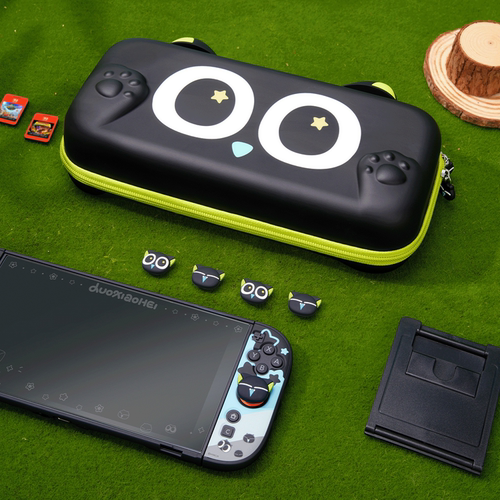 极想任天堂switch2收纳包罗小黑联名ns大容量硬壳包oled全套配件 - 图0