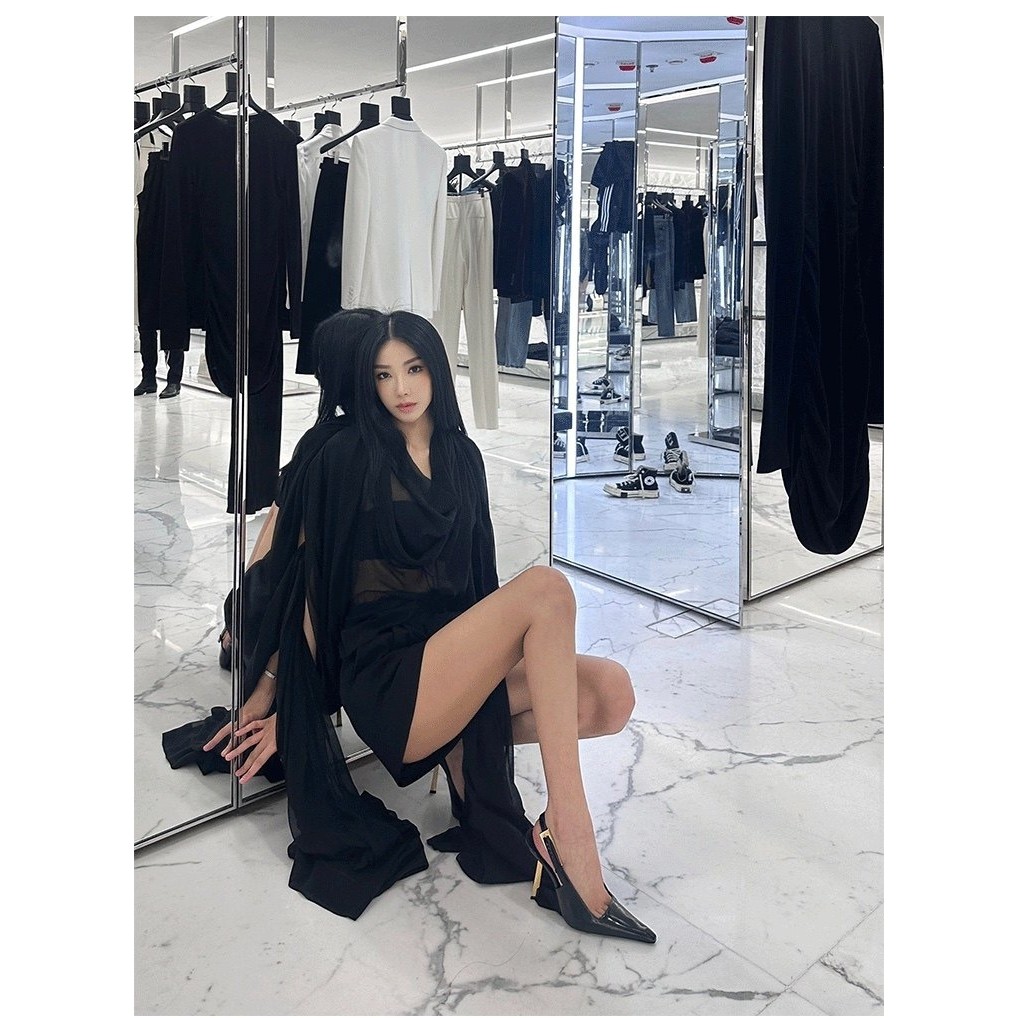 [明星同款]杨树林同款黑色方头后空高跟鞋2024早春新款金属细跟性,淘宝优惠券,粉丝福利购,淘宝优惠卷