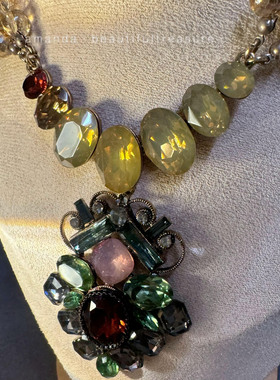 奢华多彩宝石串珠毛衣链