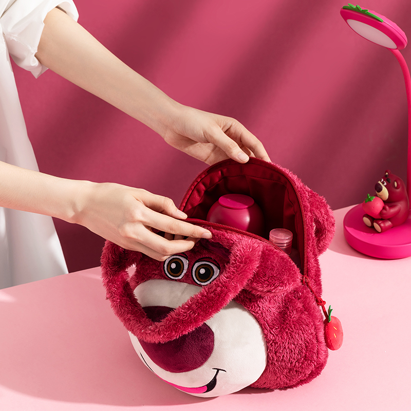 MINISO名创优品草莓熊系列草莓香味萌脸单肩包毛绒斜跨女生手提包 - 图0