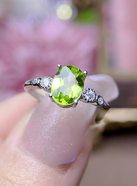 新品轻奢时尚天然橄榄石戒指女款925银镀18K金指环网红小红书爆款