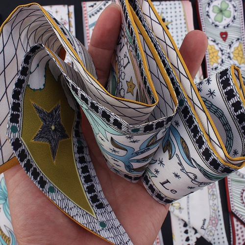 韩禾 Двусторонная сумка, барсетка, ручка, лента, шейный платок, ремень