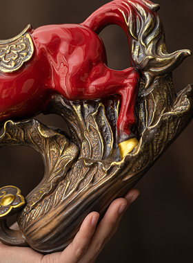 大小中号 红色陶瓷生肖骏马摆件客厅书房办公桌前台招财工艺品