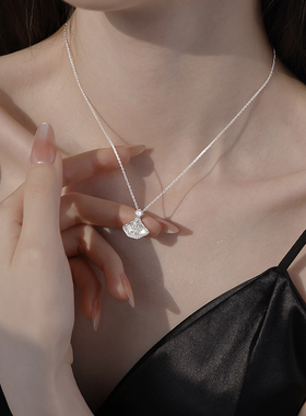 新款高级感小扇子锁骨链女