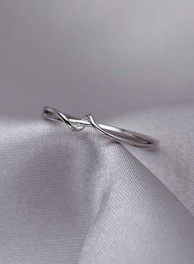 925纯银简约线条戒指小众设计感