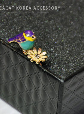 2025年新款潮新年鸟语花香立体画眉鸟雏菊花朵戒指指环女节日礼物