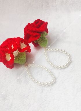 情人节毕业教师节成品手工编织康乃馨包包挂饰挂件珍珠钥匙扣毛线