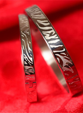 钛钢银色豹纹款配饰礼物品手环