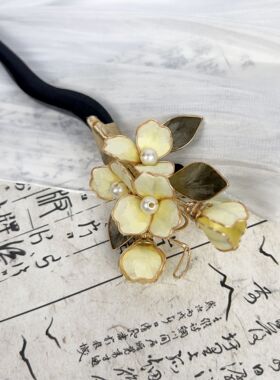 非遗绒花淡黄色花朵头饰仙气古风汉服旗袍配饰高级感发簪发夹发饰