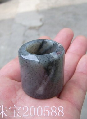 精琢细磨墨玉青花扳指珠宝