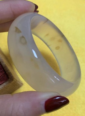 加小码玉髓手镯圈口直径52.5CM