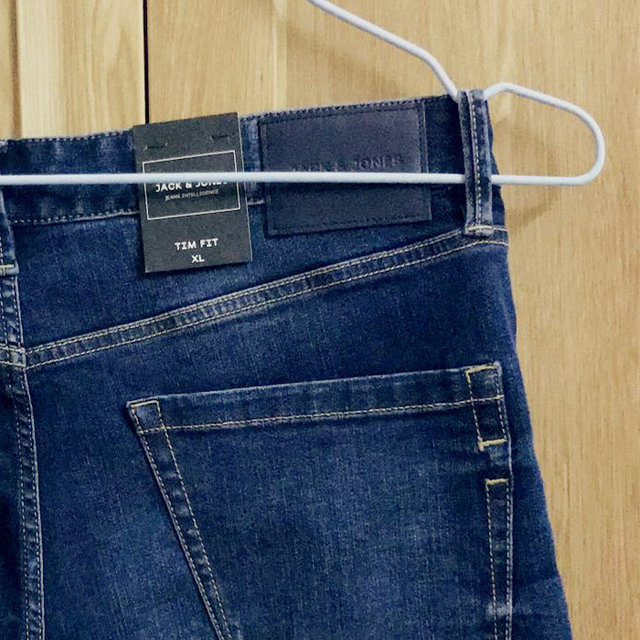 Special price iron wire stainless steel clothes hanger with free clips