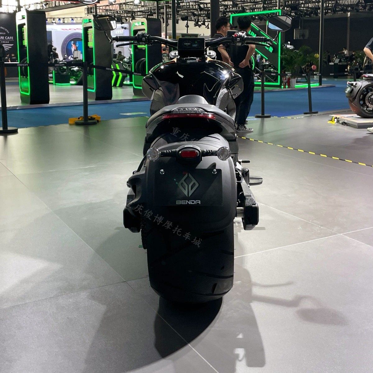 奔达LFC燎700pro版四缸水冷太子摩托车巡航长途大排量重机可上牌,淘宝优惠券,粉丝福利购,淘宝优惠卷