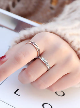 英国 【设计师】Cookie Kiss格子纹理戒指女18K金小众设计感指环