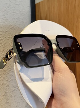 2025新款高清轻奢偏光时尚太阳镜女潮流防紫外线墨镜