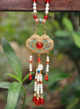 芳龄永继天然玉石压襟项链