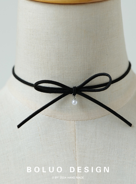 菠萝手作麂皮绒蝴蝶结choker