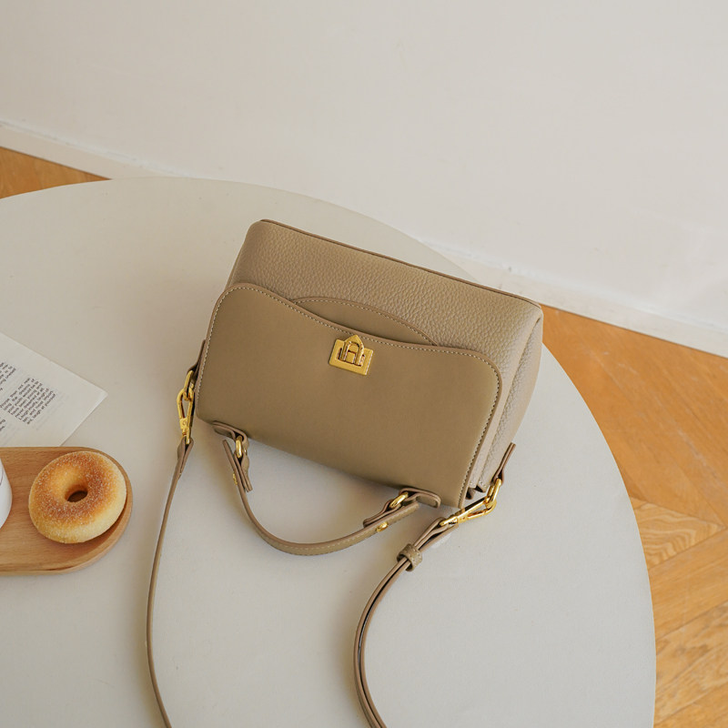 轻奢大气包包女2025新款高级感礼物妈妈包百搭通勤手提单肩斜挎包,淘宝优惠券,粉丝福利购,淘宝优惠卷