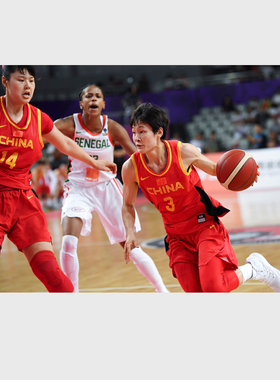 海报贴画 中国女篮韩旭李梦大幅背胶合影照片墙壁装饰李月汝小宝