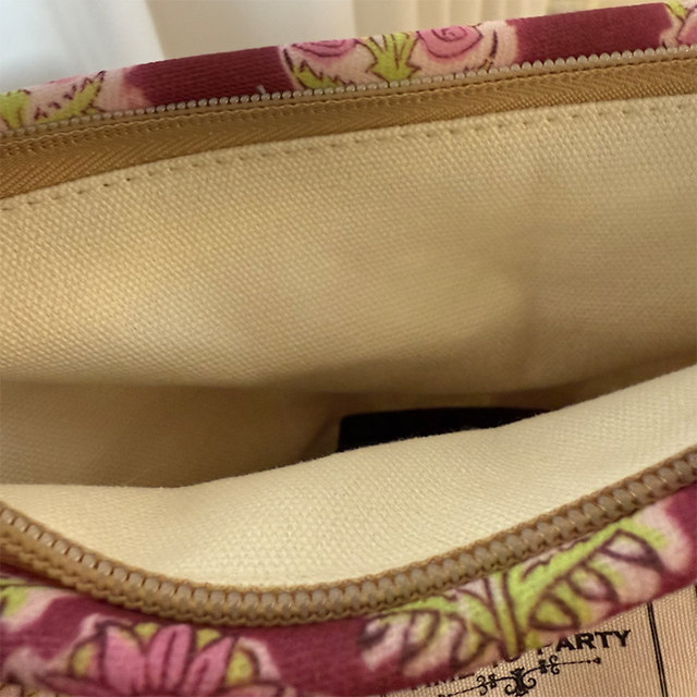Business travel and travel toiletries storage bag