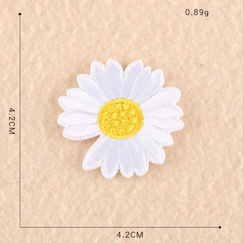 翅膀绣球花衣服装饰贴布贴花刺绣花朵雏菊小白菊花权志龙同款植物 - 图1